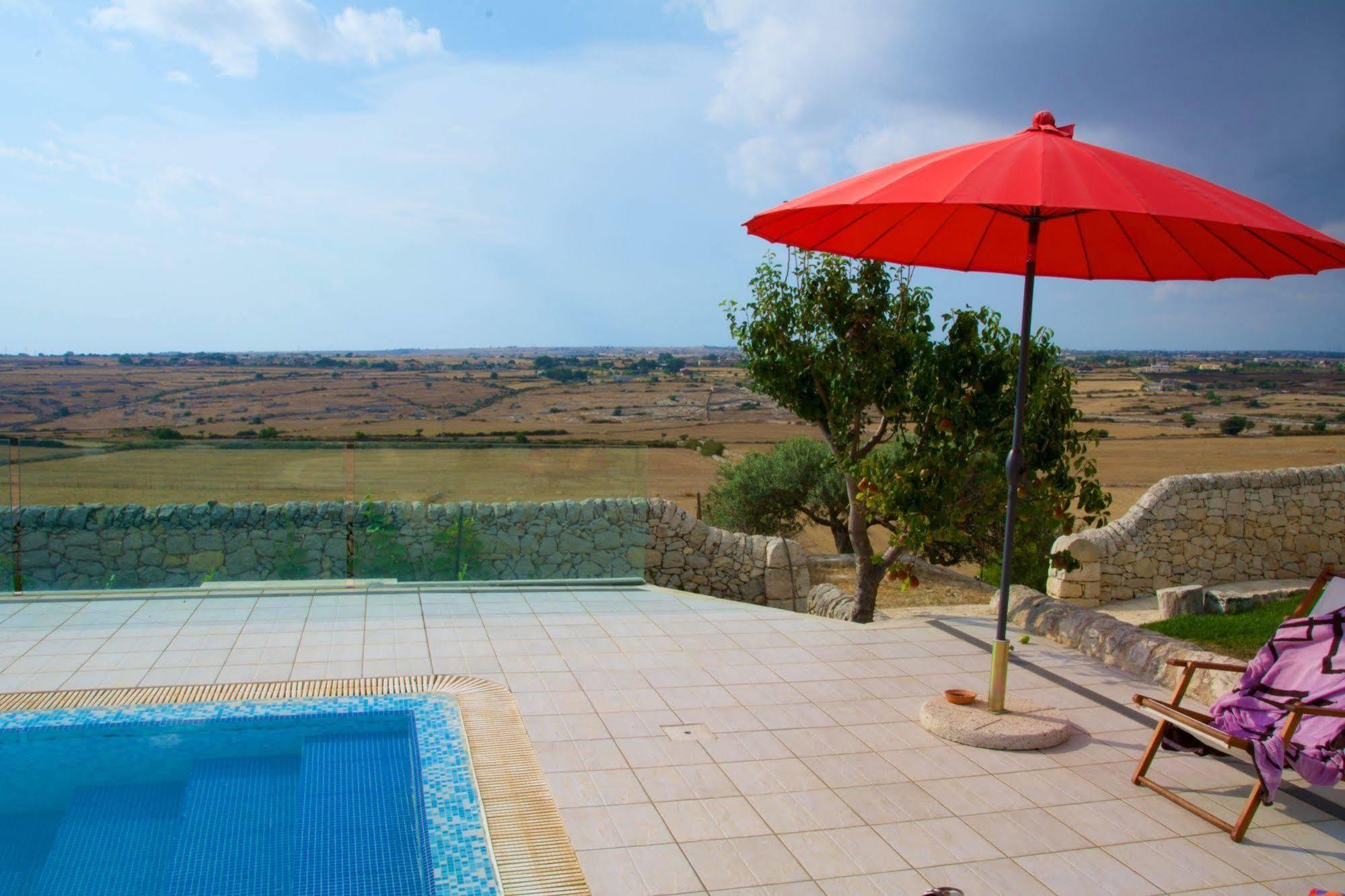Relais Cimillà B&B Ragusa Ngoại thất bức ảnh