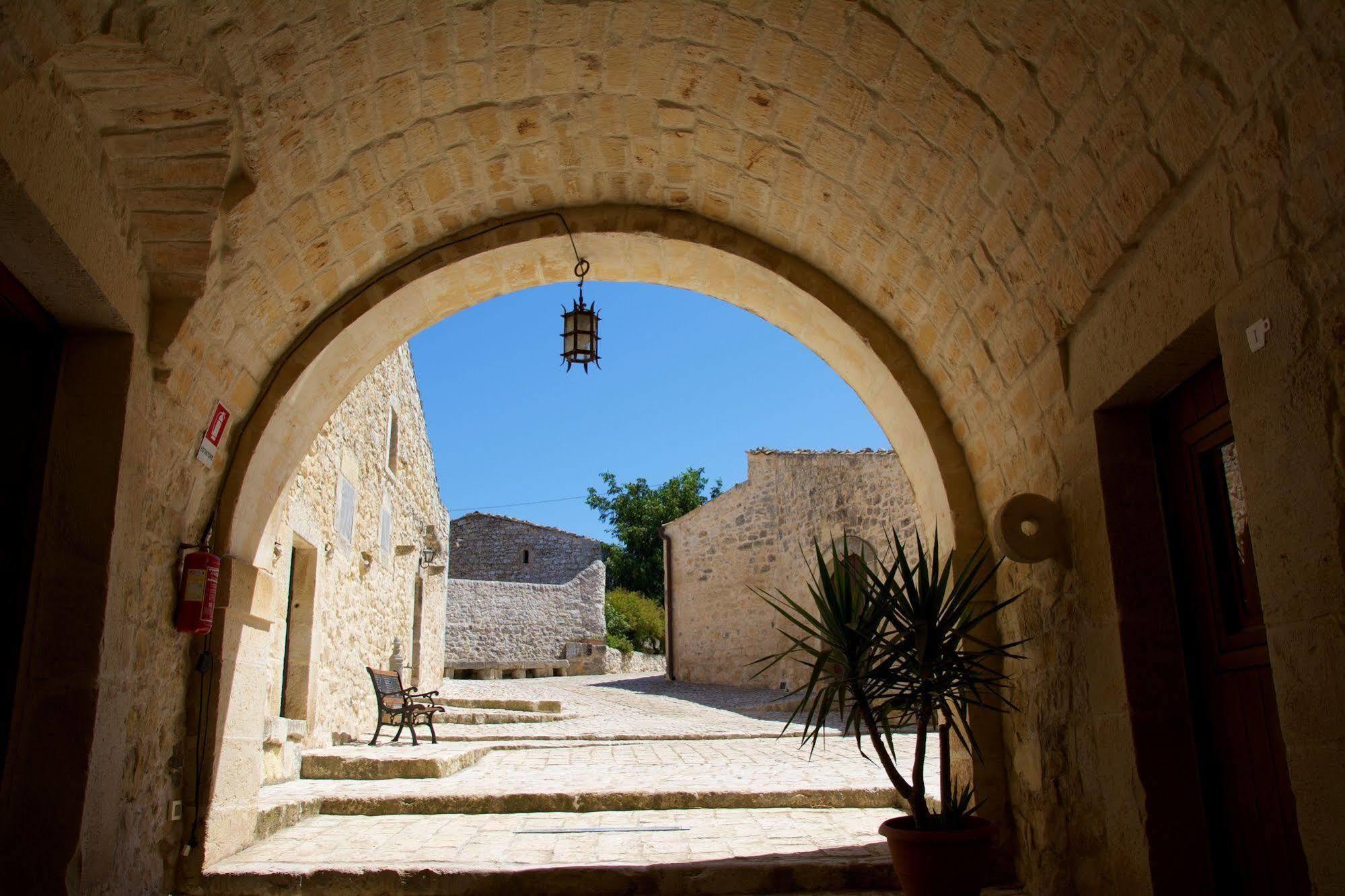 Relais Cimillà B&B Ragusa Ngoại thất bức ảnh