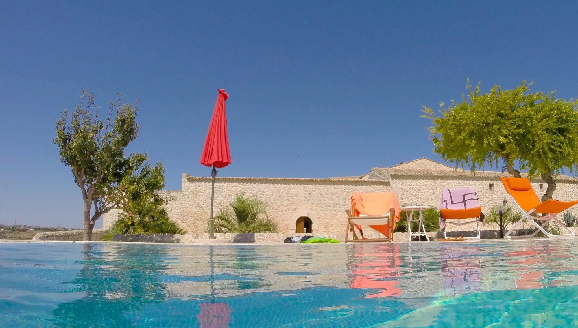 Relais Cimillà B&B Ragusa Ngoại thất bức ảnh